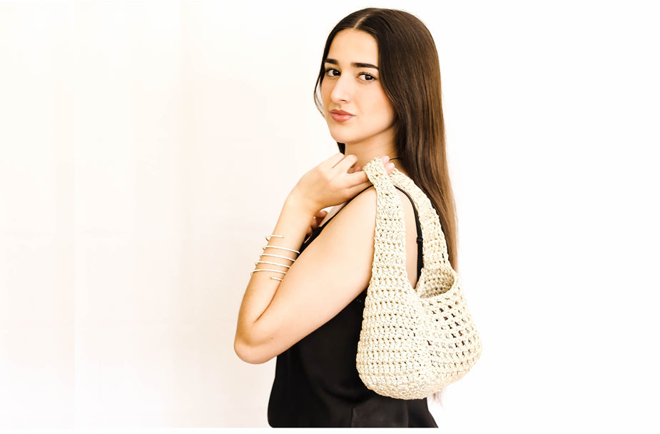 Explorando la Belleza de los Bolsos Hechos a Mano